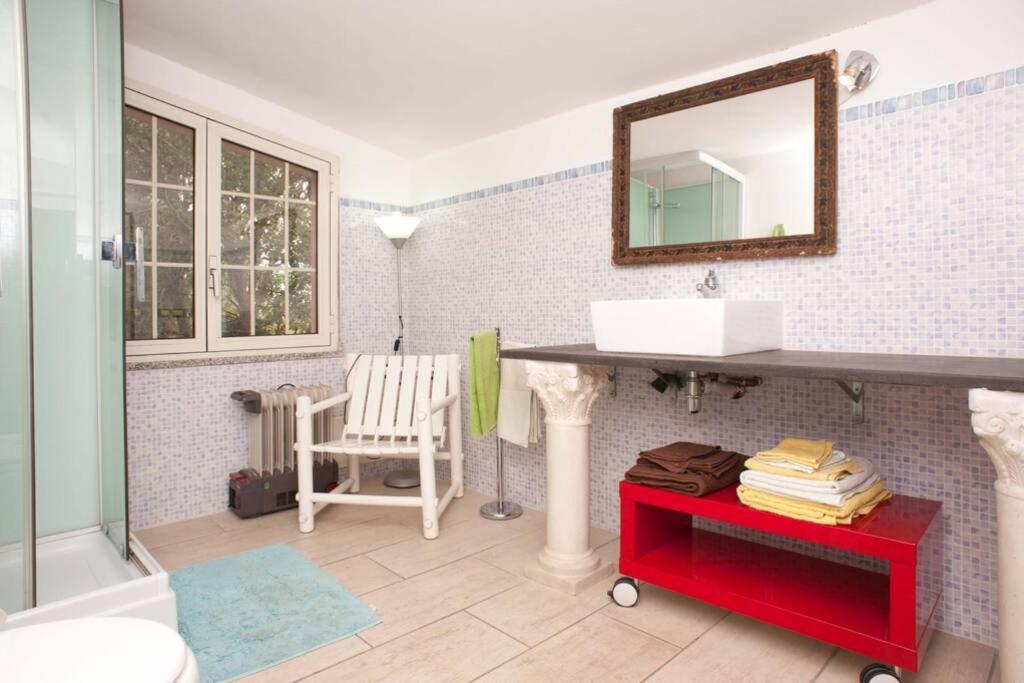 Loft Mansardato Con Giardino E Piscina In Villa Privata Loft With Garden And Swimming Pool In A Private Villa Sestu Dış mekan fotoğraf